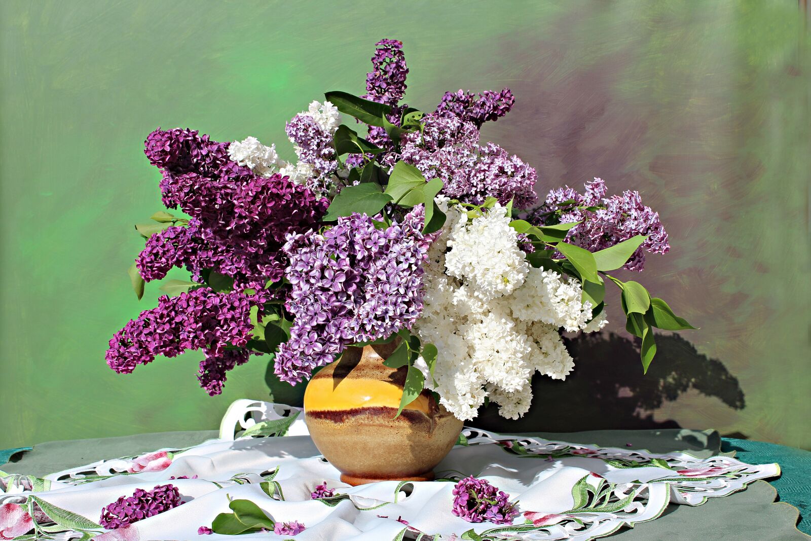 Canon EOS 1200D (EOS Rebel T5 / EOS Kiss X70 / EOS Hi) sample photo. Lilac bouquet, lilac flower photography