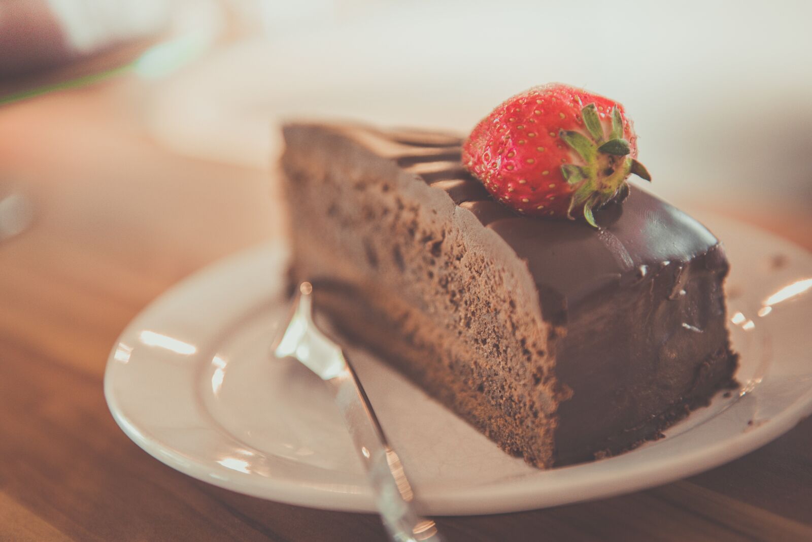 Nikon D810 sample photo. Cake, chocolate, chocolate cake photography