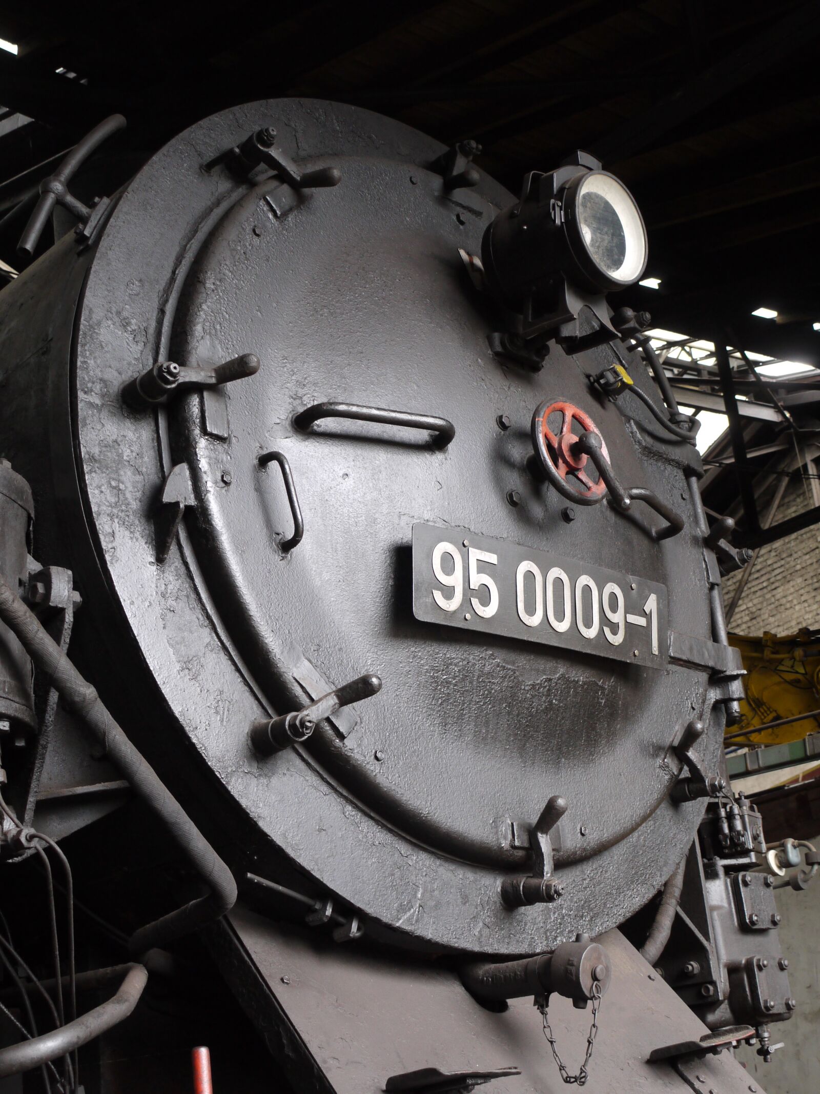 Panasonic Lumix DMC-G1 sample photo. Steam locomotive, smoke chamber photography