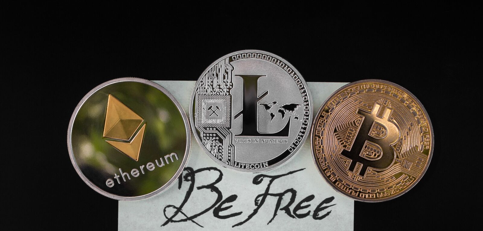 Canon EOS 60D sample photo. Cryptocurrency, financial concept, concept photography