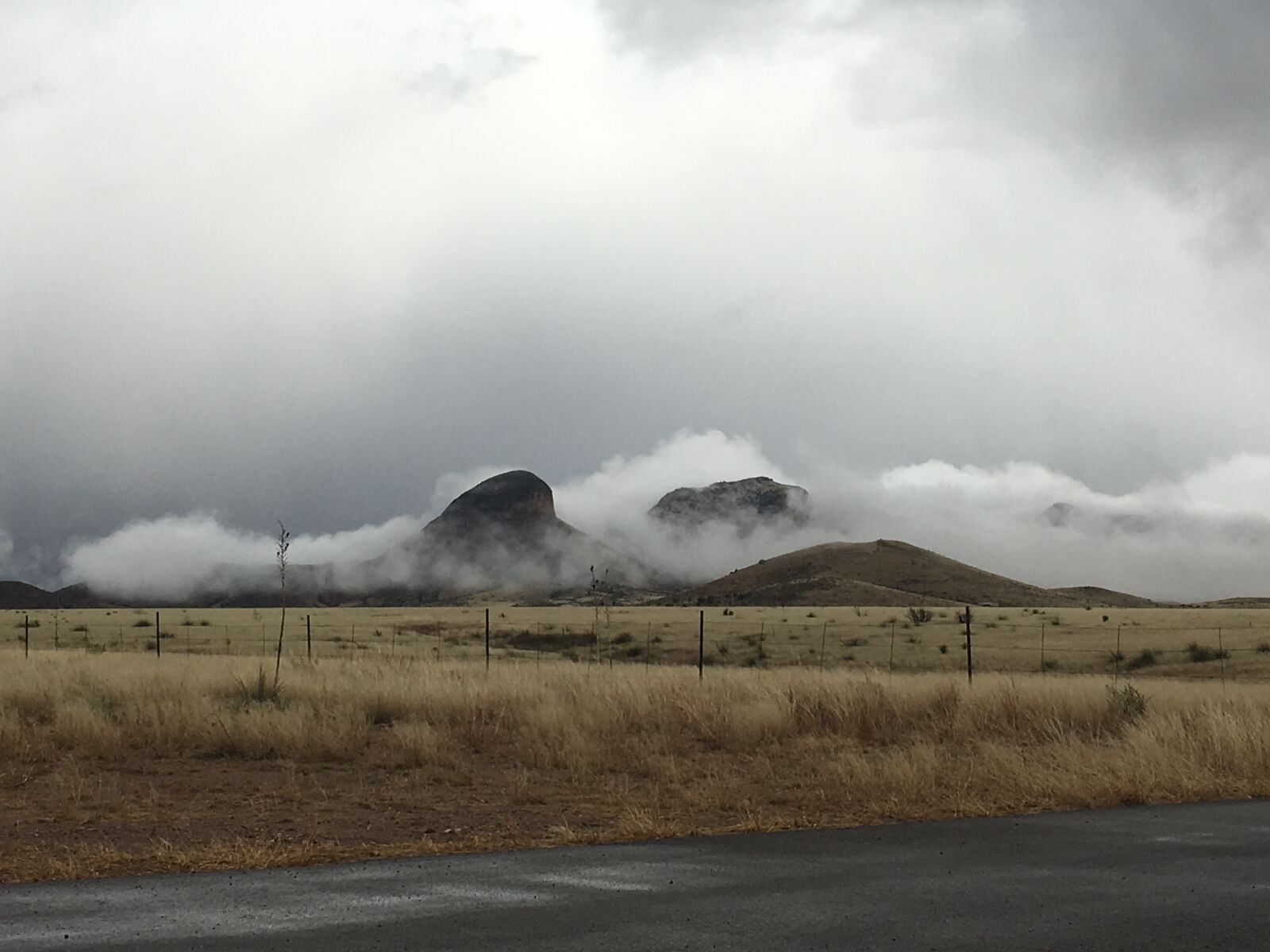 Apple iPhone 6s sample photo. Arizona, landscape, clouds photography