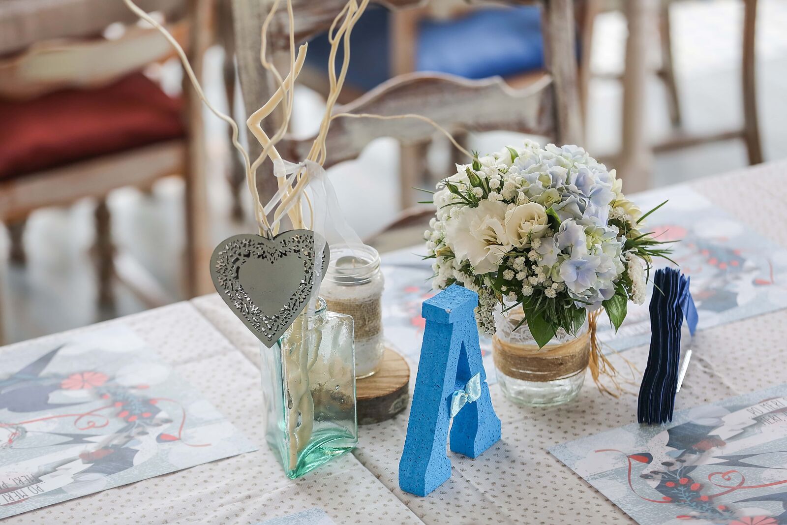 Canon EF 70-200mm F2.8L IS II USM sample photo. Reception, table, vase, jar photography