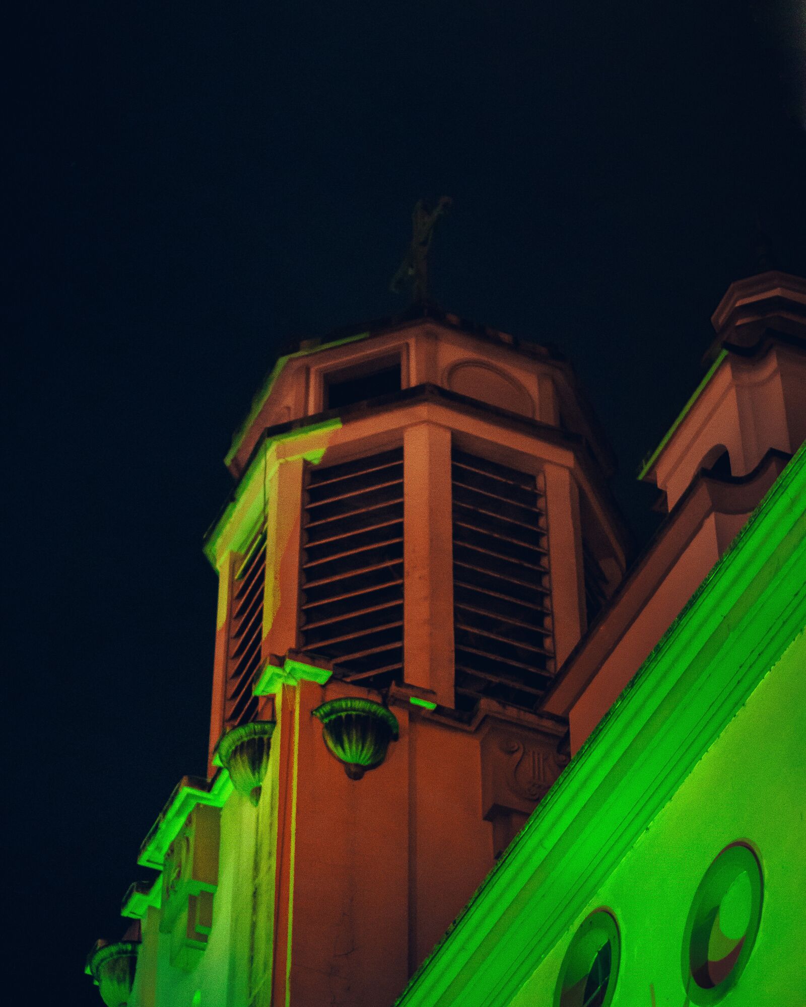 Canon EF 50mm F1.8 STM sample photo. Church, building, light photography
