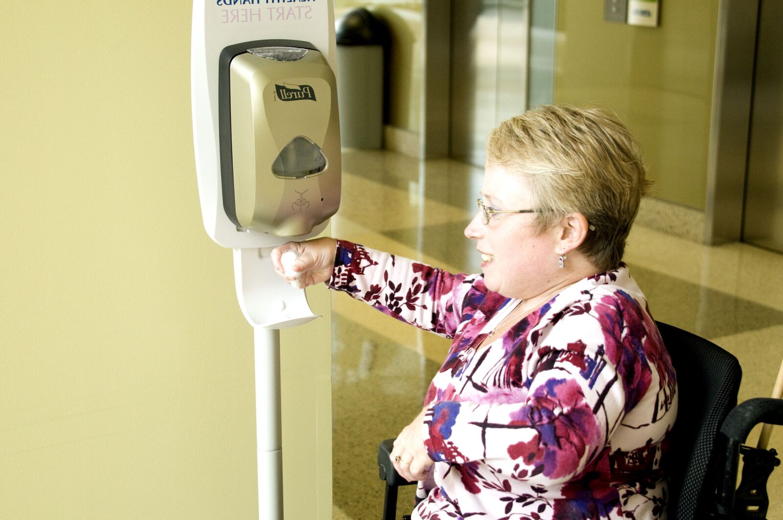 Nikon D300 sample photo. Hand, sanitizer, automatic, dispenser photography