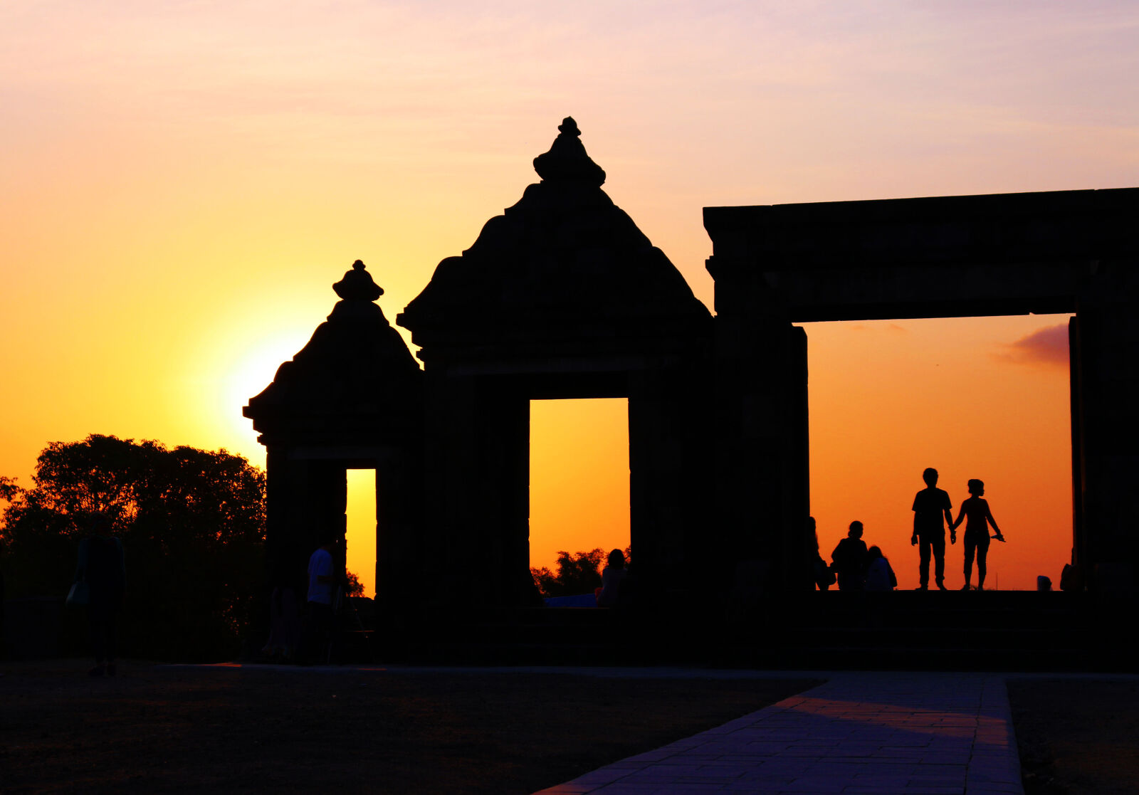 Canon EOS 70D sample photo. Couple, indonesia, landscape, love photography
