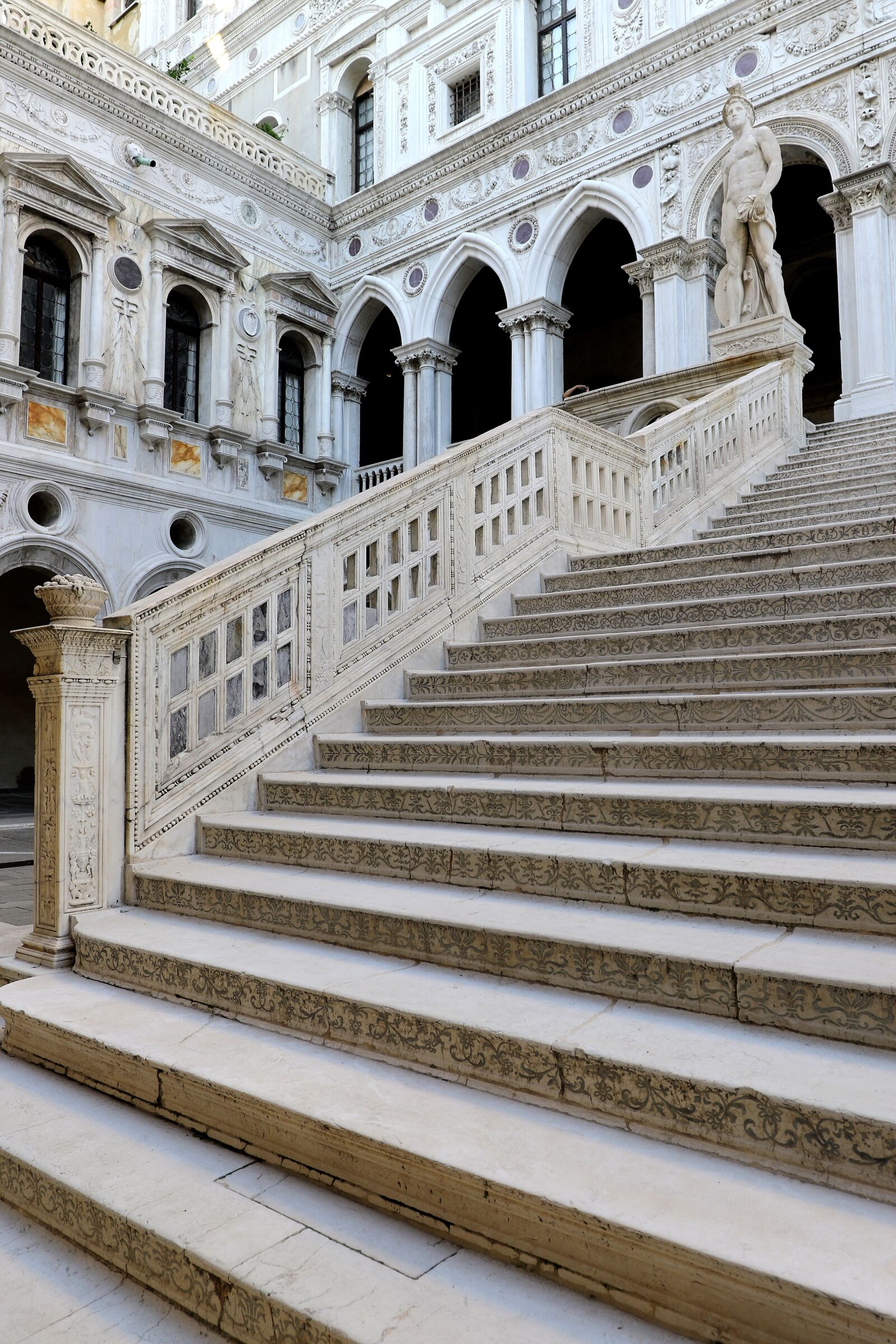Canon EF 16-35mm F4L IS USM sample photo. Staircase, building, architecture photography