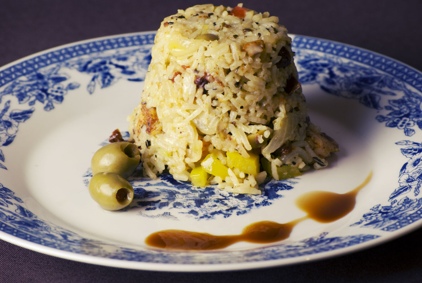 Nikon D60 sample photo. Chicken, food, olives, rice photography