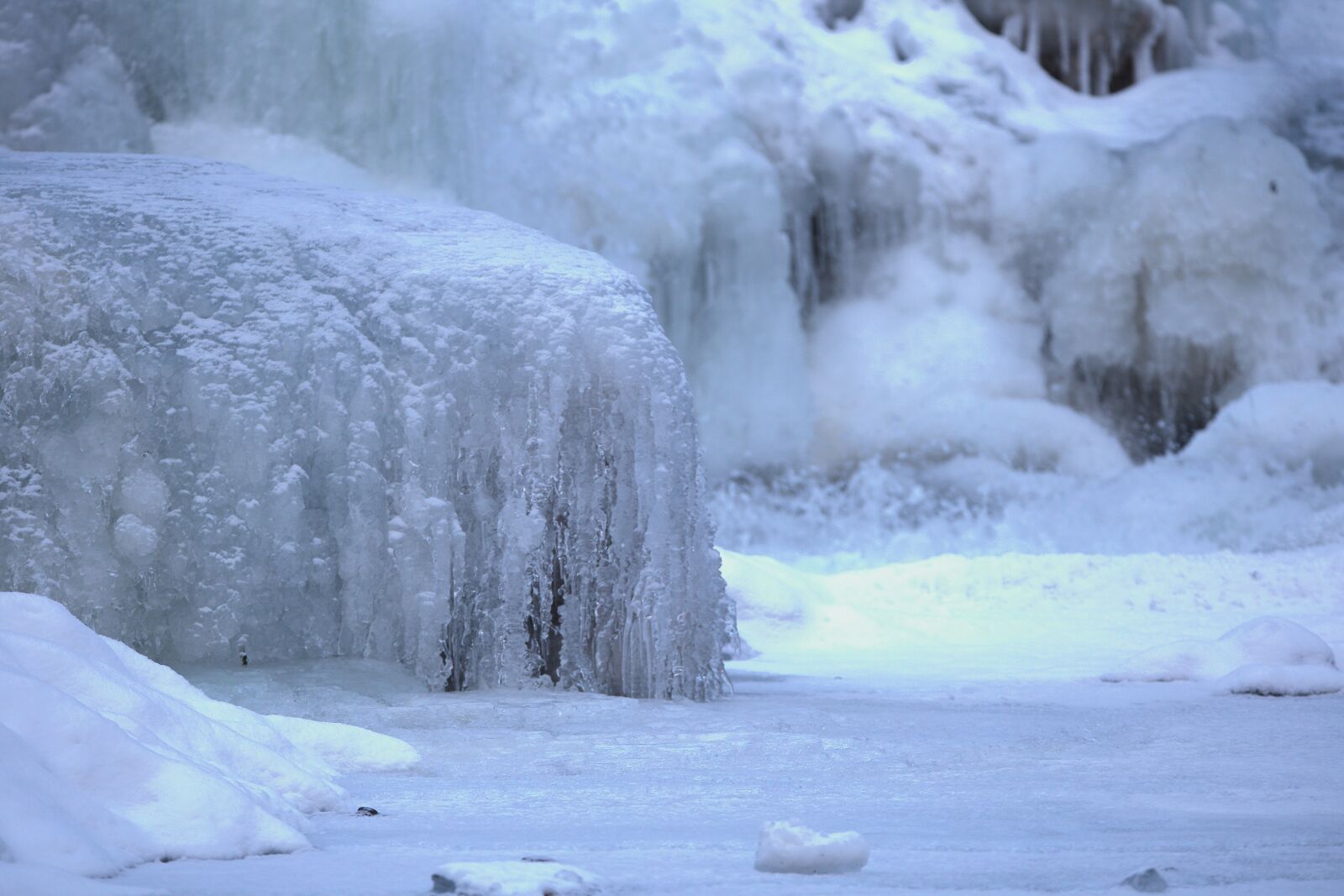 Canon EOS 6D sample photo. Snow, winter, ice photography