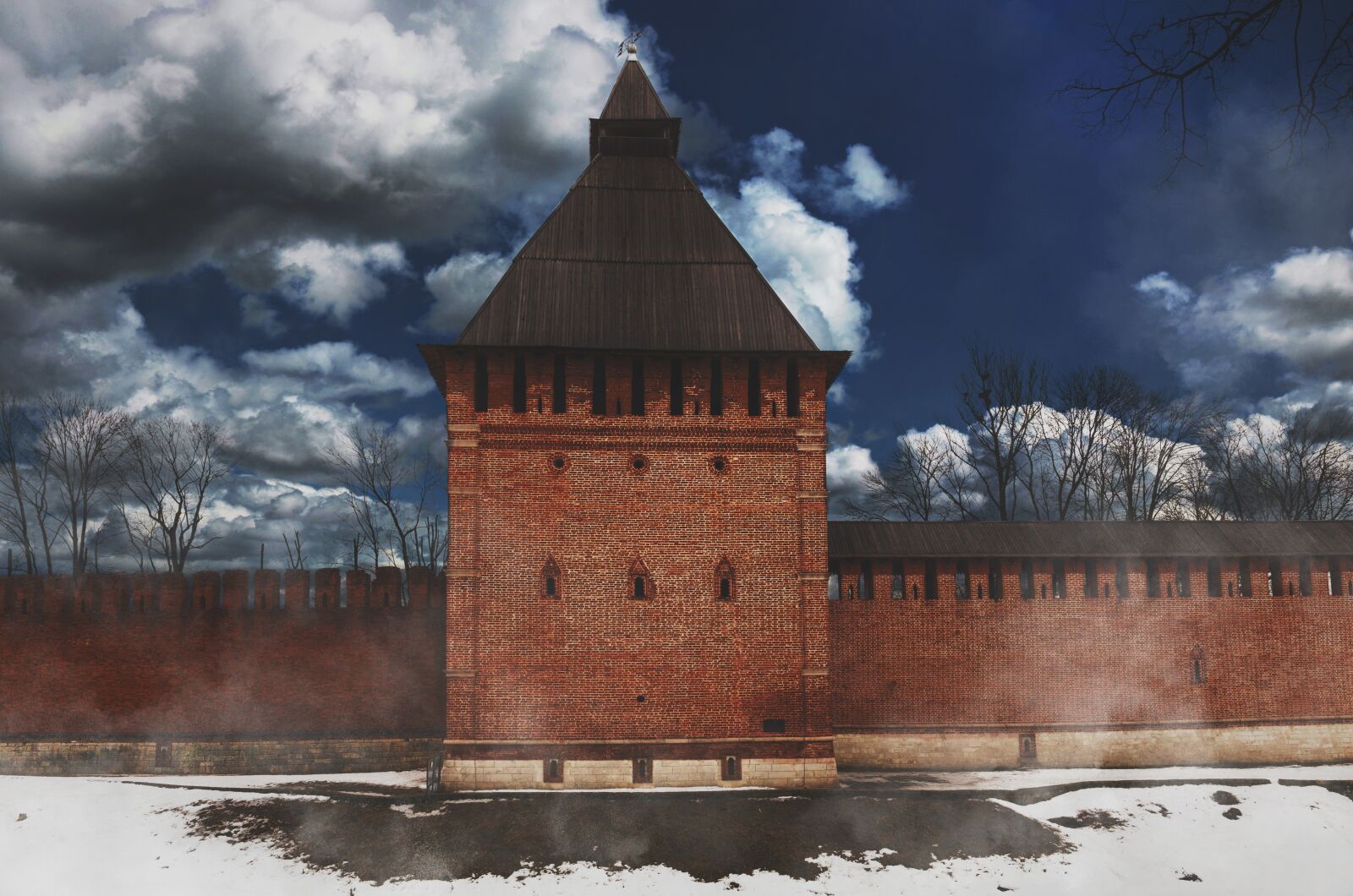 Canon EOS 5D Mark II + Canon EF 24-70mm F4L IS USM sample photo. Smolensk, wall, fortress photography