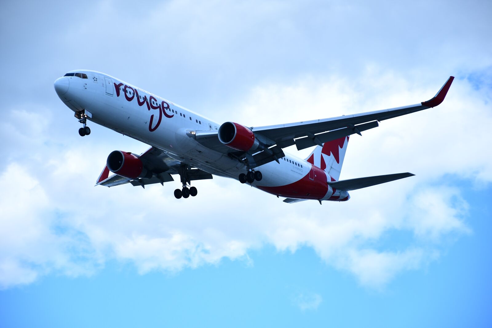 Nikon D7500 sample photo. Jet plane, landing jet photography