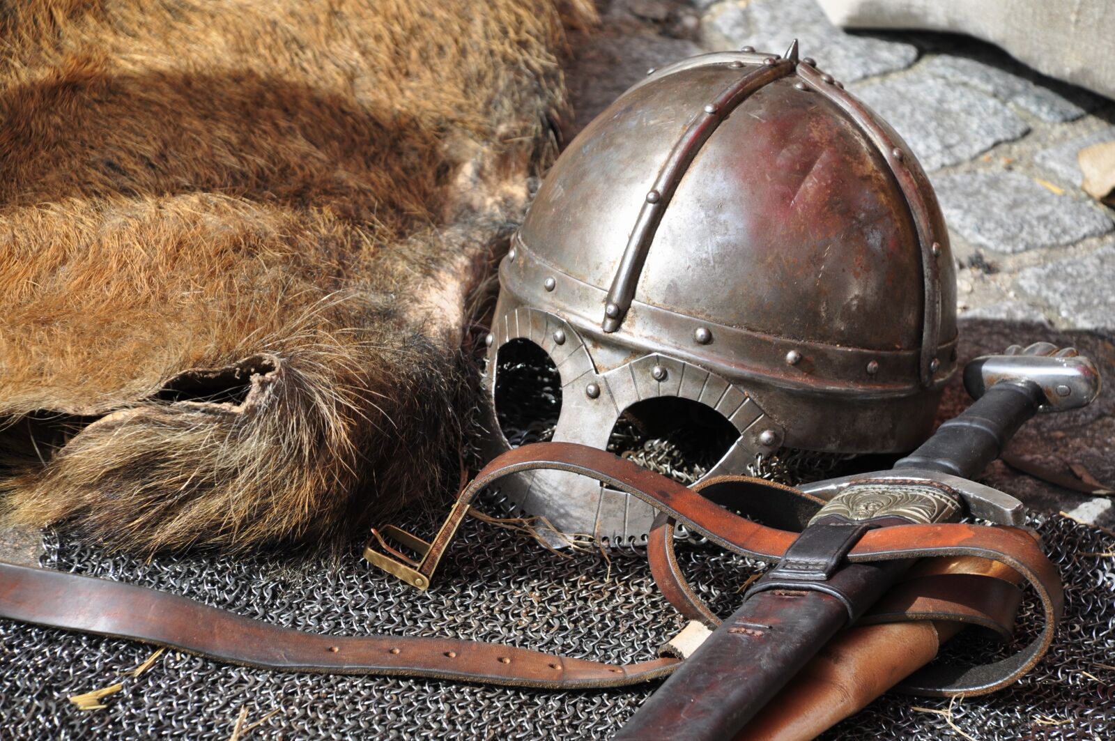 Nikon D90 sample photo. Knight, armor, helmet photography