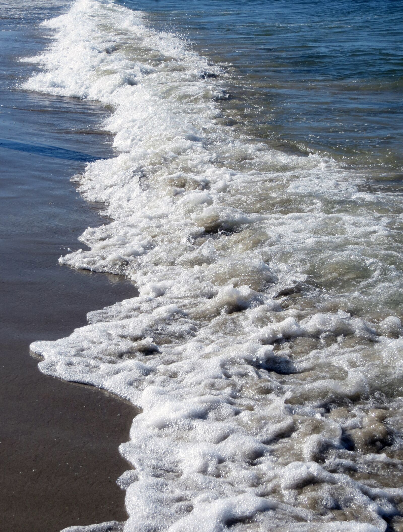 Canon PowerShot SX240 HS sample photo. Water, sea, beach photography