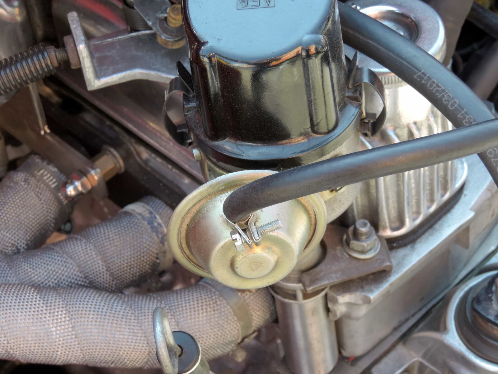 Nikon Coolpix P520 sample photo. Engine, engineering, pipe, car photography