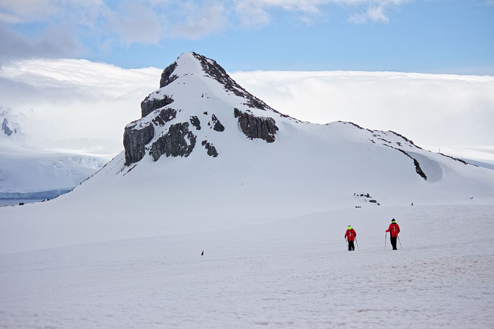 Canon EOS 700D (EOS Rebel T5i / EOS Kiss X7i) sample photo. Antarctic, antarctica, cold, hike photography