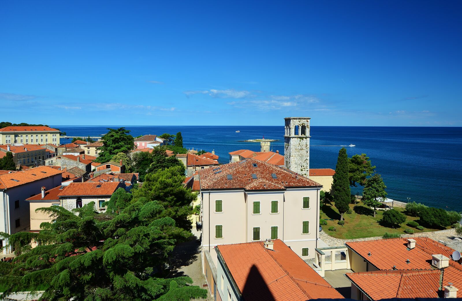 Nikon D5200 sample photo. Vacations, istria, church photography