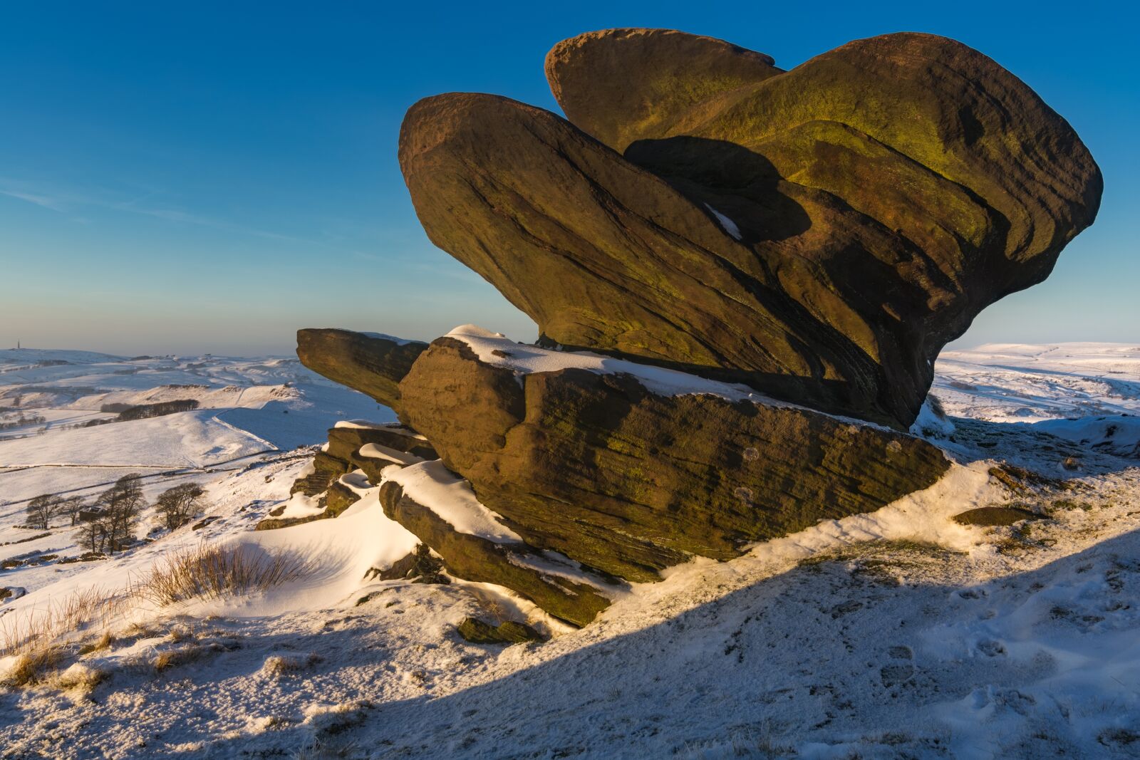 Canon EOS 5D Mark III sample photo. Natural rock formation, sandstone photography