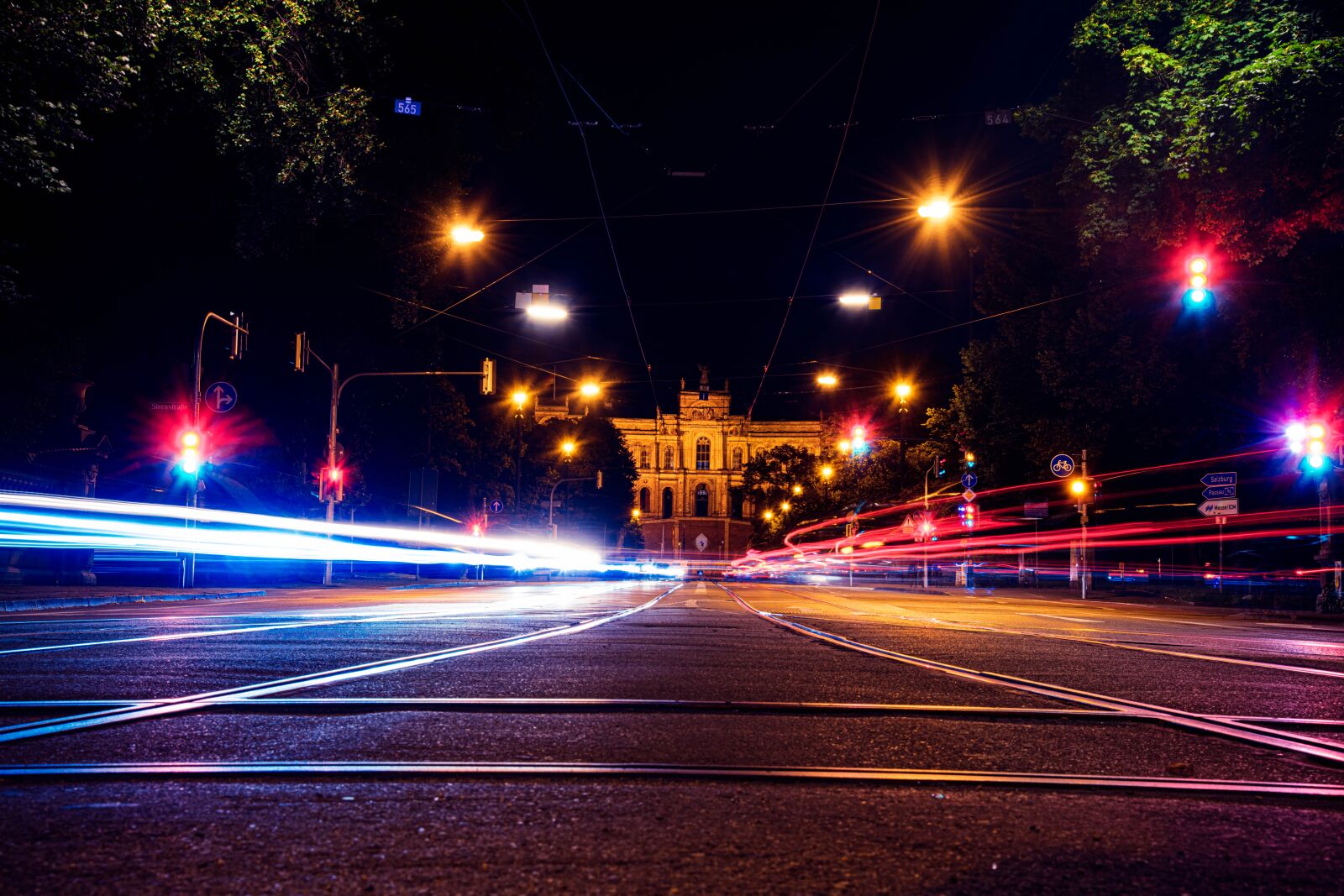 Nikon D850 sample photo. Munich, night, city photography