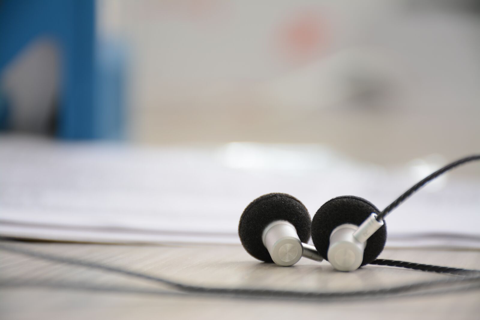 Nikon D7100 sample photo. Headphones, office, music photography
