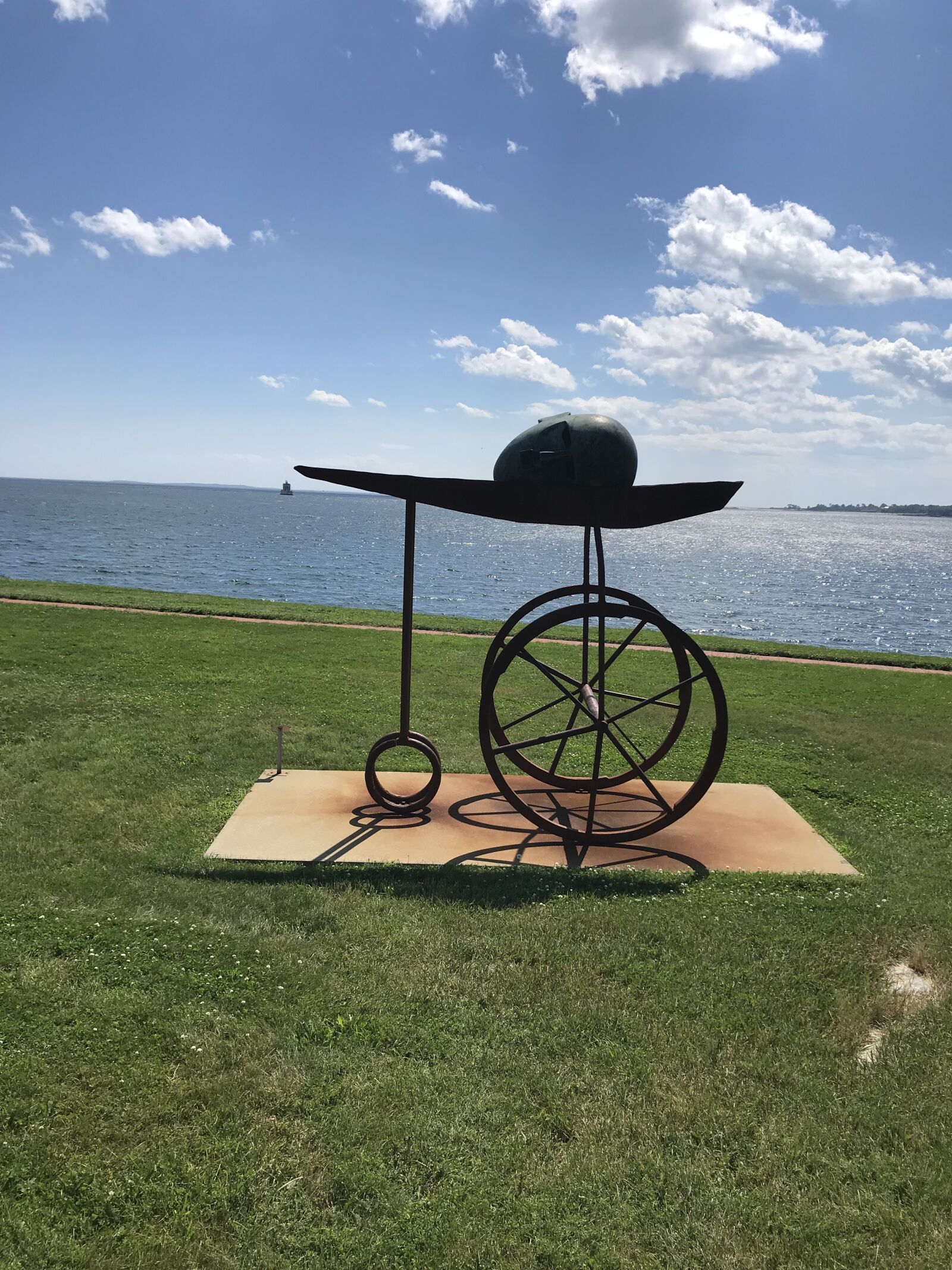 iPhone 7 back camera 3.99mm f/1.8 sample photo. Seaside, art, metal photography