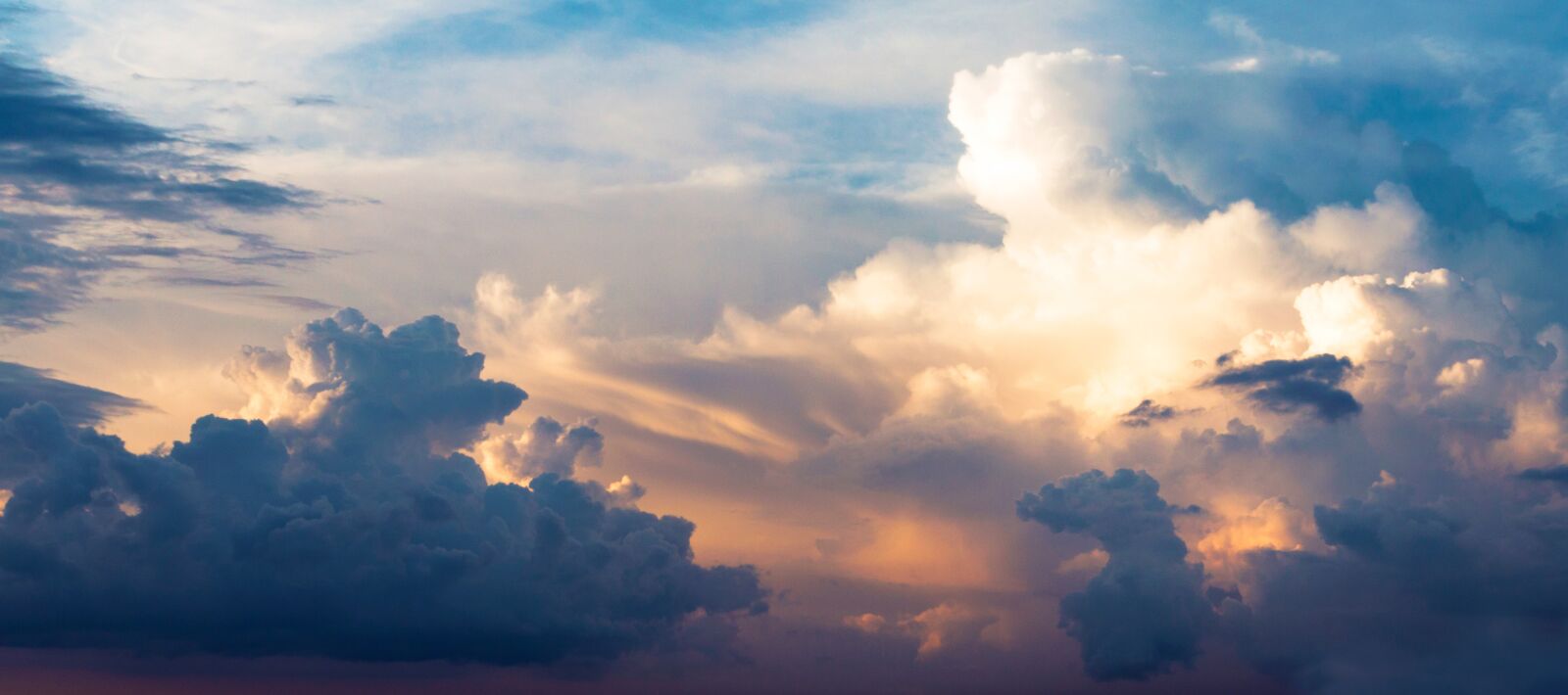 Canon EOS 70D sample photo. Sunset, clouds, the clouds photography