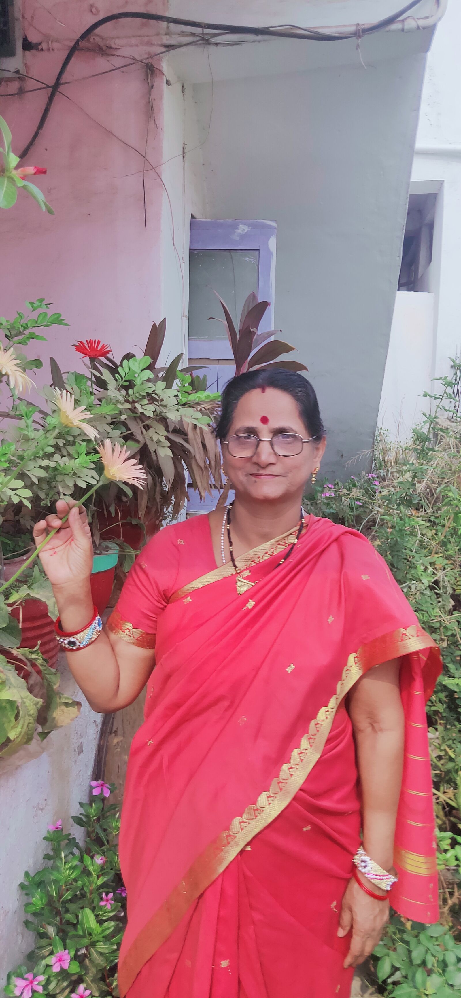 Realme 3 PRO sample photo. India, indian woman, woman photography