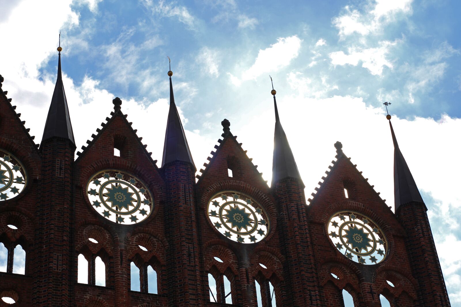 Canon EOS 700D (EOS Rebel T5i / EOS Kiss X7i) sample photo. Stralsund, nikolai church, town photography