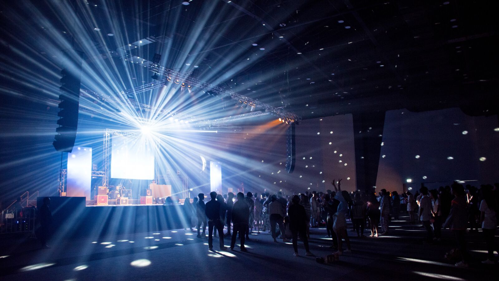 Nikon D5500 sample photo. Concert, party, edm photography