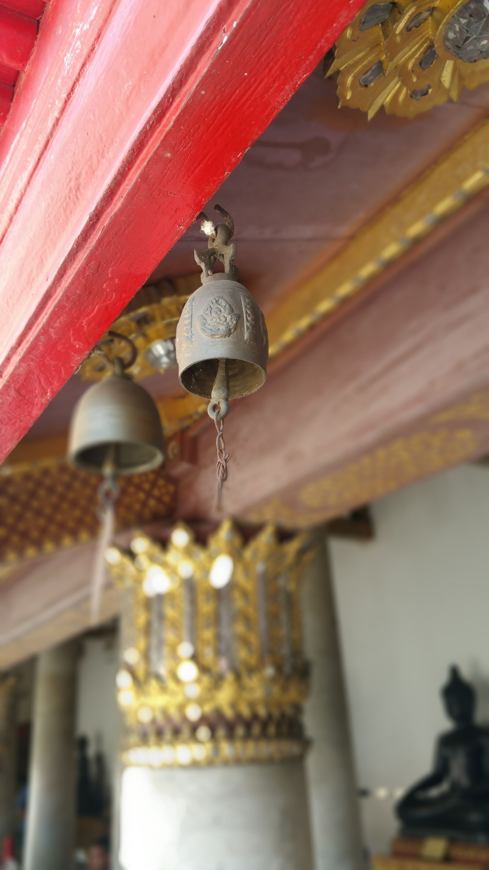 Samsung Galaxy Note4 sample photo. Bell, buddhist monastery, out photography