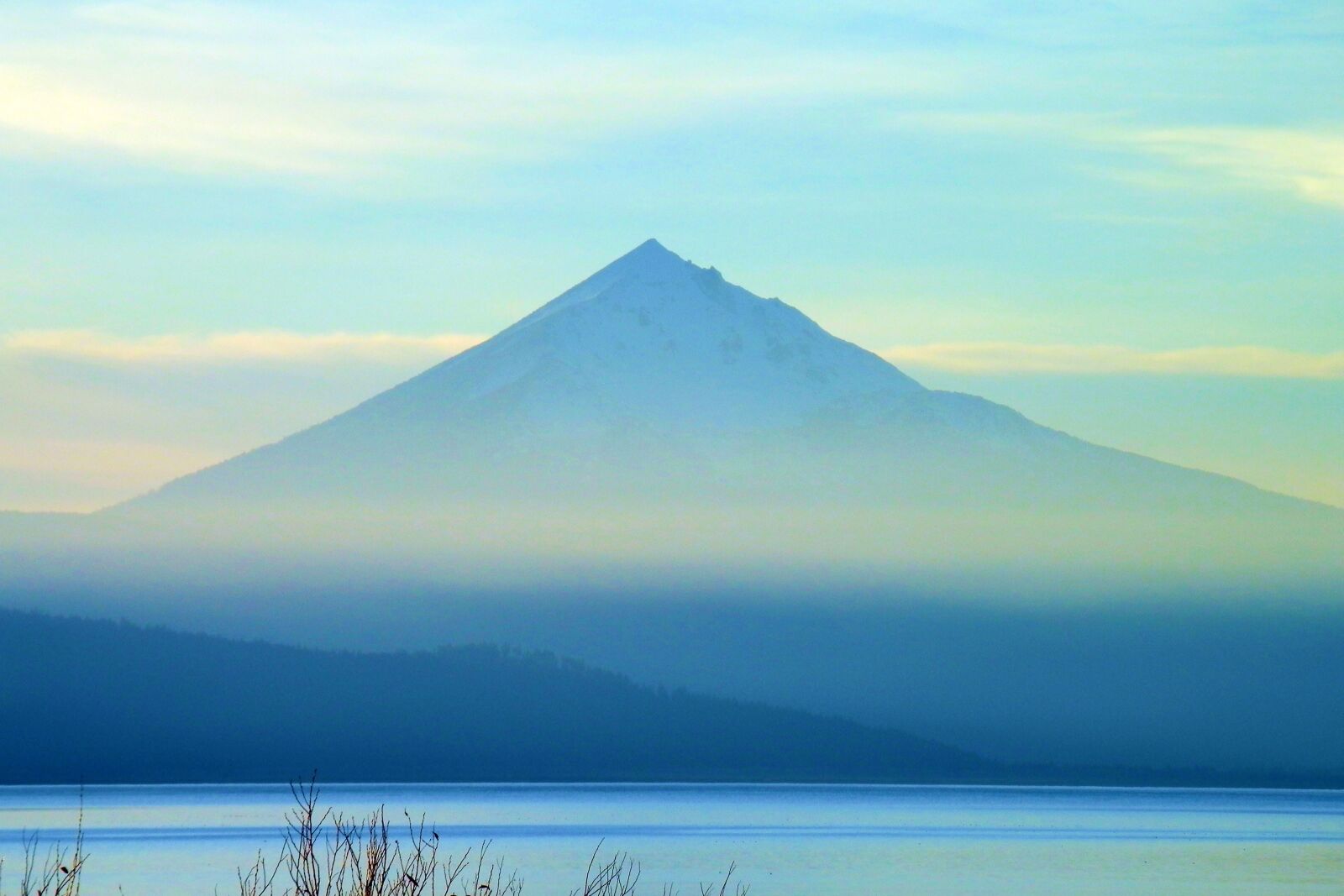 Olympus SZ-12 sample photo. Mountain, nature, fog photography