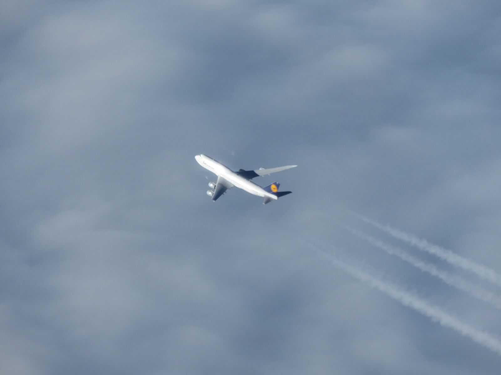 Canon PowerShot SX710 HS sample photo. Aircraft, aerial view, flying photography
