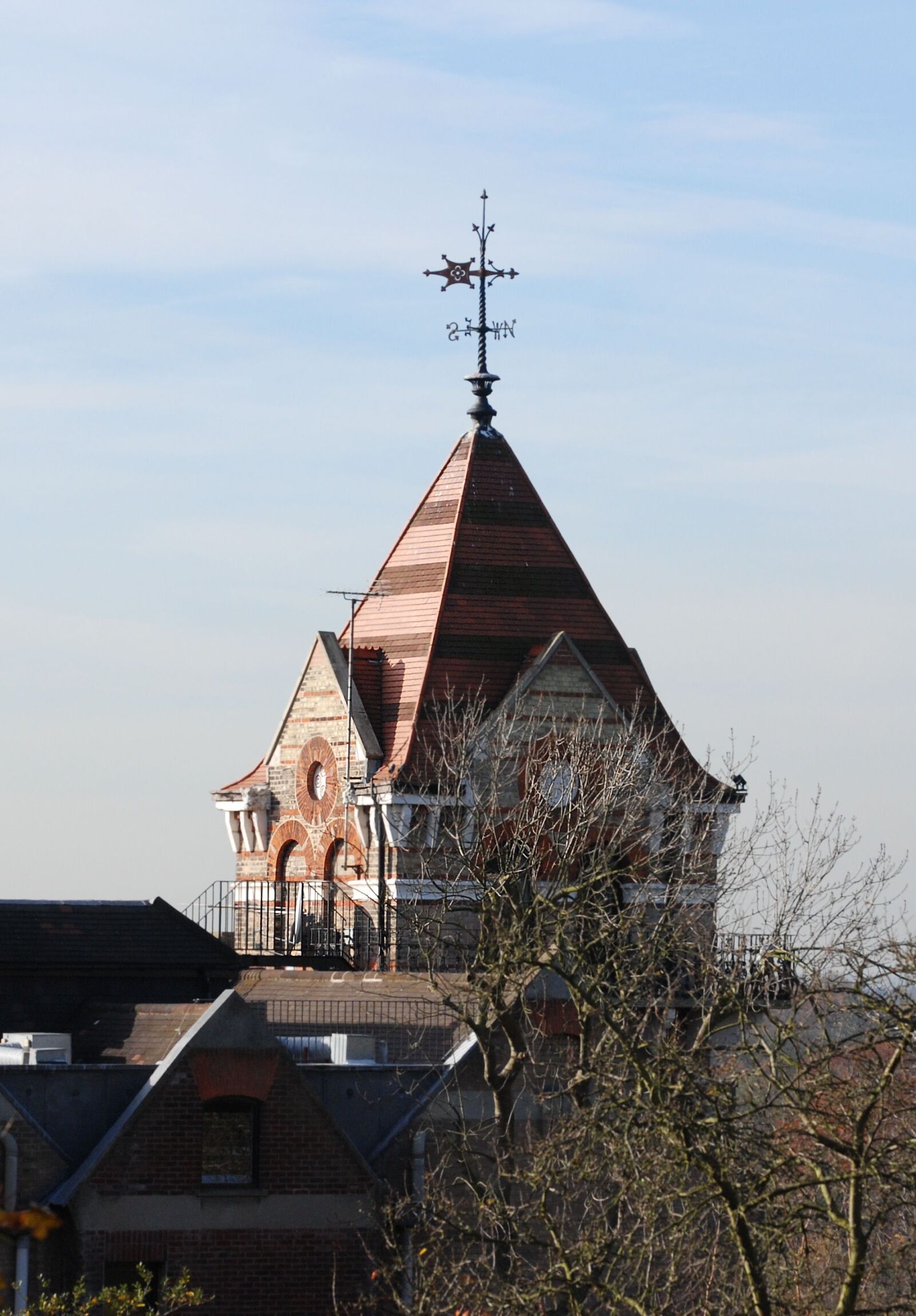 Nikon D80 sample photo. Weather vane, tower, roof photography
