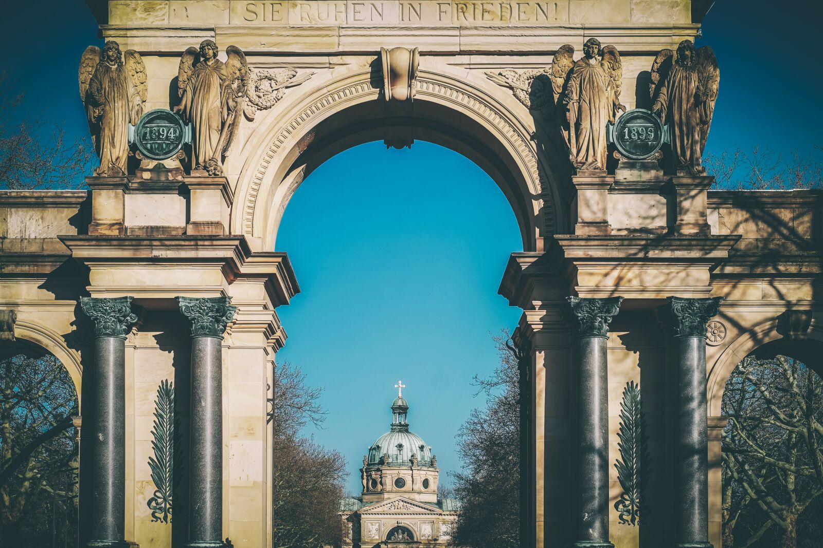 Fujifilm X-T10 + Fujifilm XF 35mm F1.4 R sample photo. Gate, main cemetery, freiburg photography