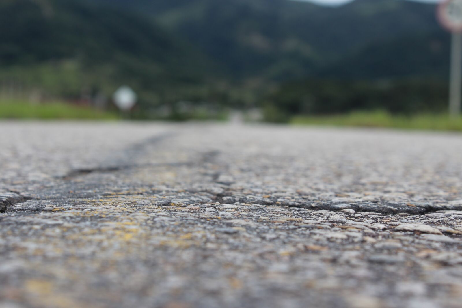 Canon EOS 1200D (EOS Rebel T5 / EOS Kiss X70 / EOS Hi) sample photo. Road, vias, pathways photography