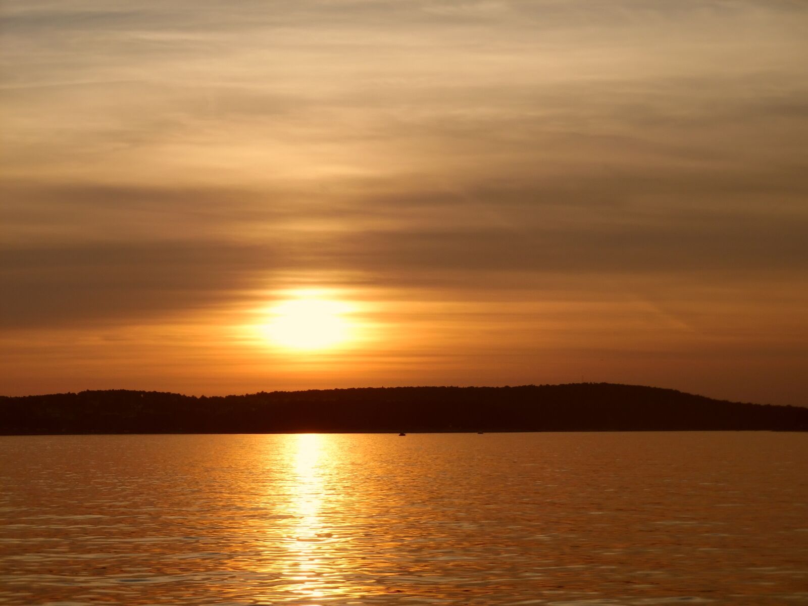 Samsung WB35F/WB36F/WB37F sample photo. Sea, nature, water photography
