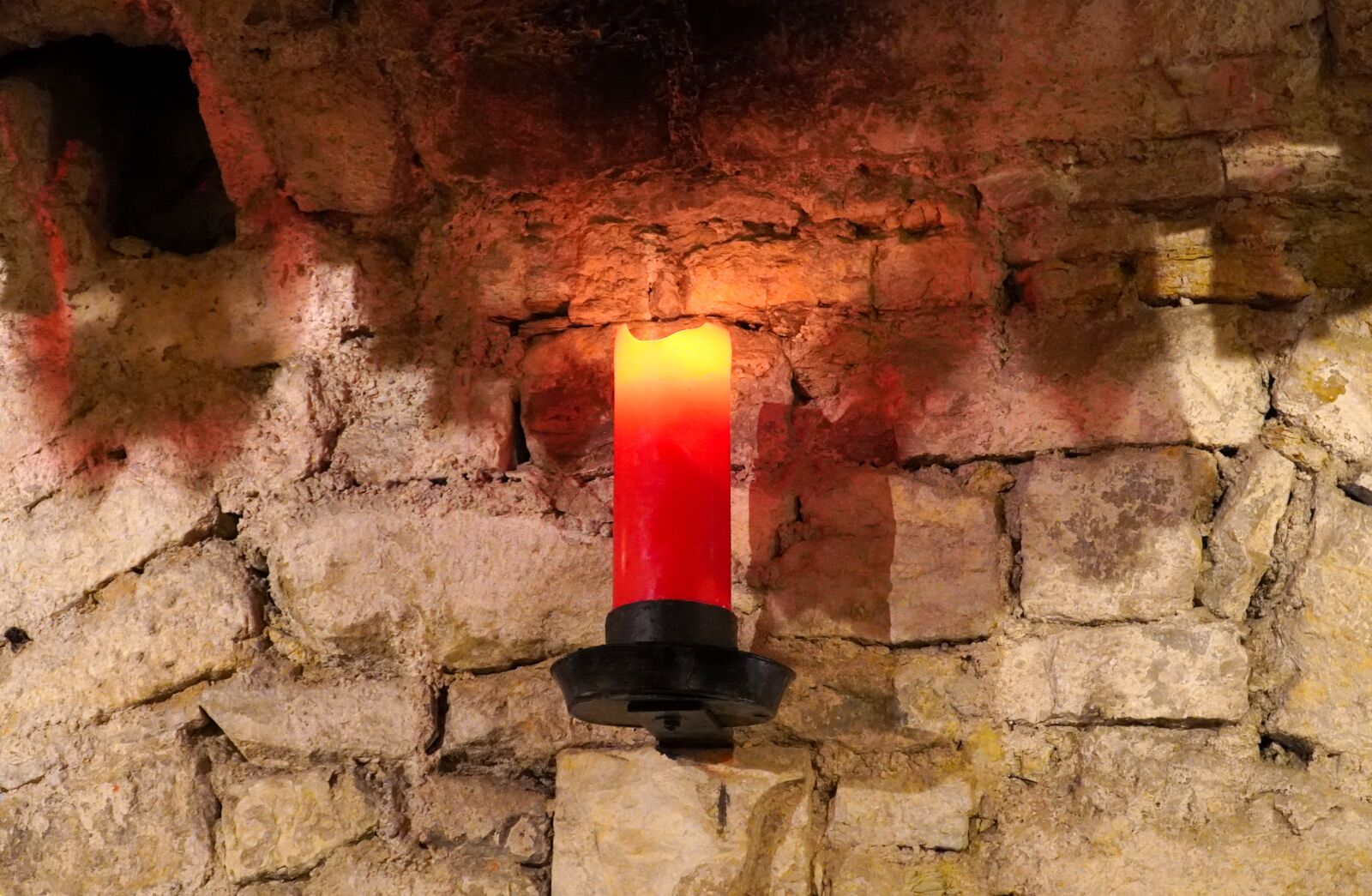 Sony E PZ 18-105mm F4 G OSS sample photo. Candle, light, candlelight photography
