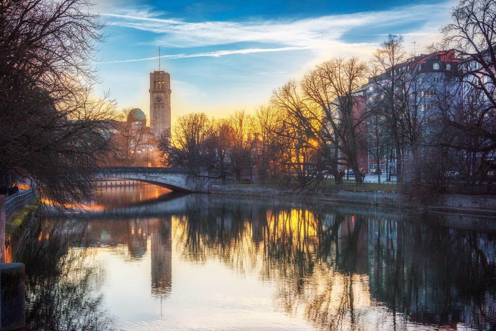 Nikon D810 sample photo. Munich, bridge, evening photography