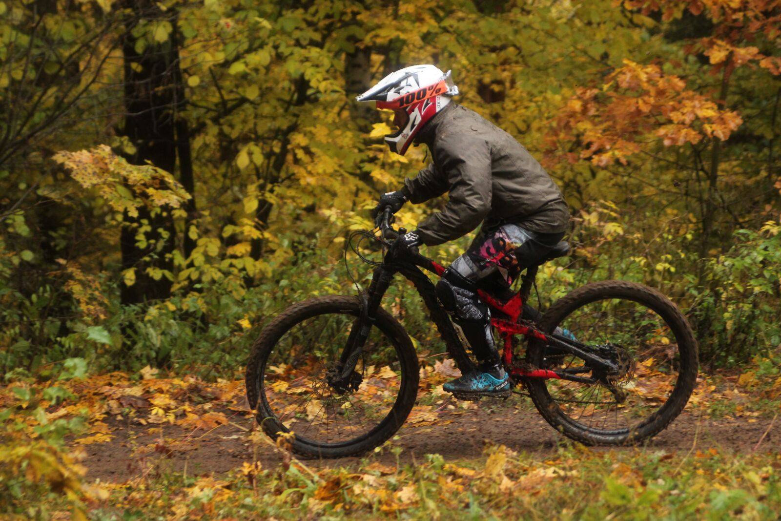 Canon EOS 600D (Rebel EOS T3i / EOS Kiss X5) sample photo. Sports, bike, mountain bike photography
