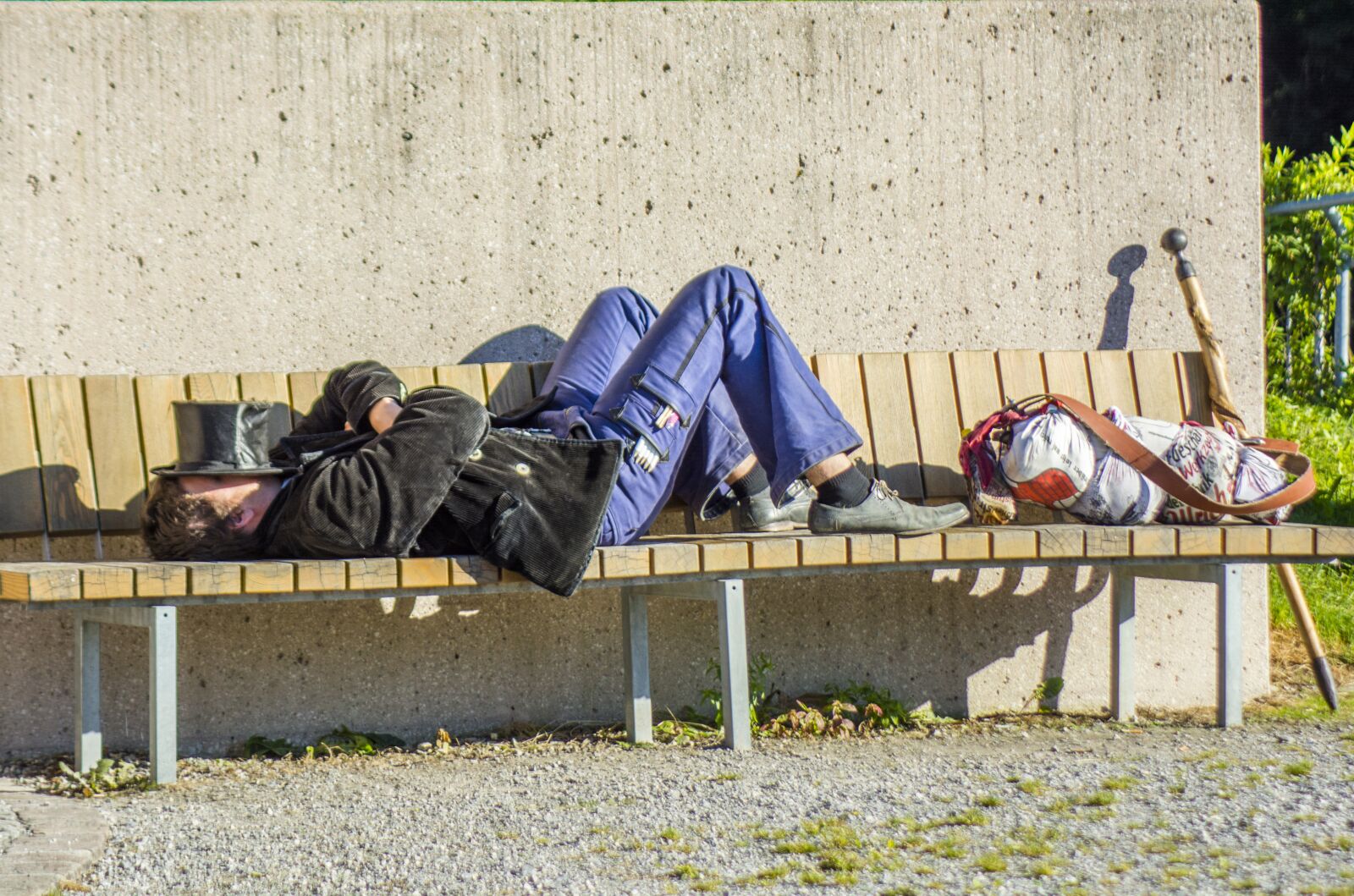 Nikon D5200 sample photo. Artist, road, rest photography