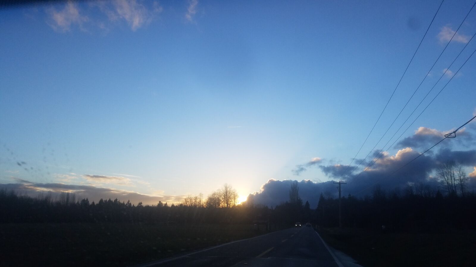 Samsung Galaxy S7 sample photo. Blue, cold, road, sky photography