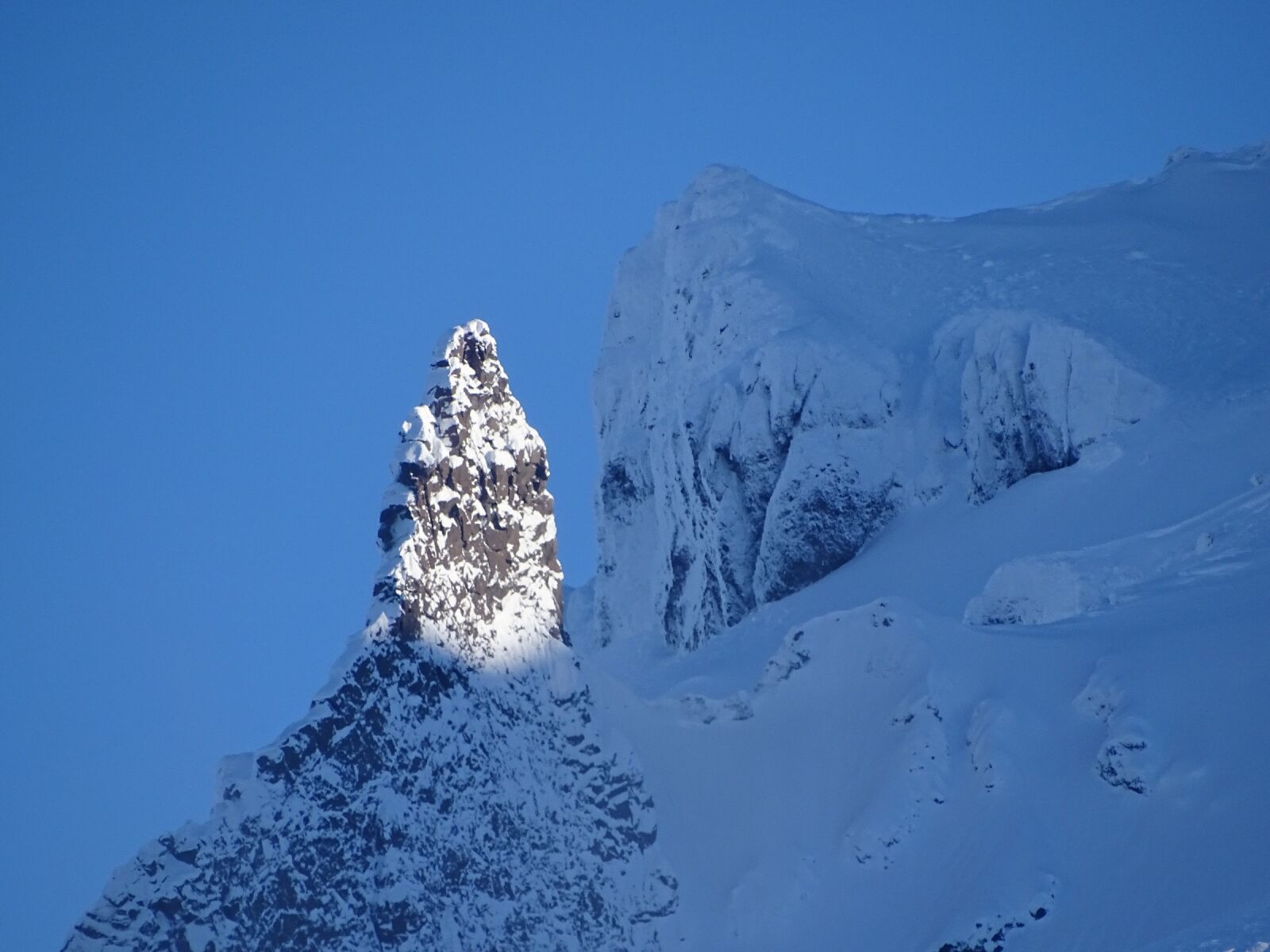 Sony DSC-HX400 sample photo. Winter, snow, cold photography
