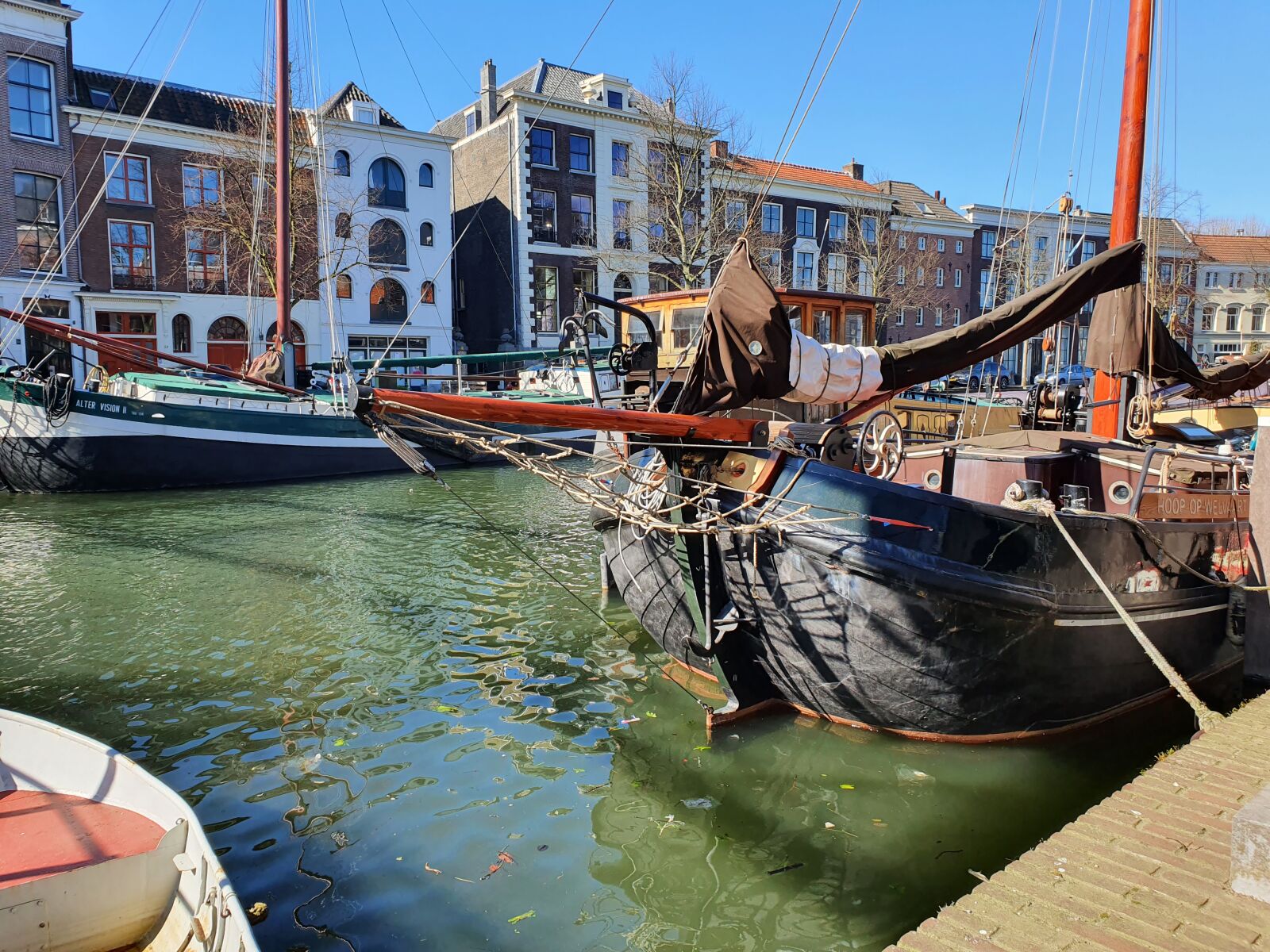 Samsung SM-G975F sample photo. Ancient, ship, boat photography