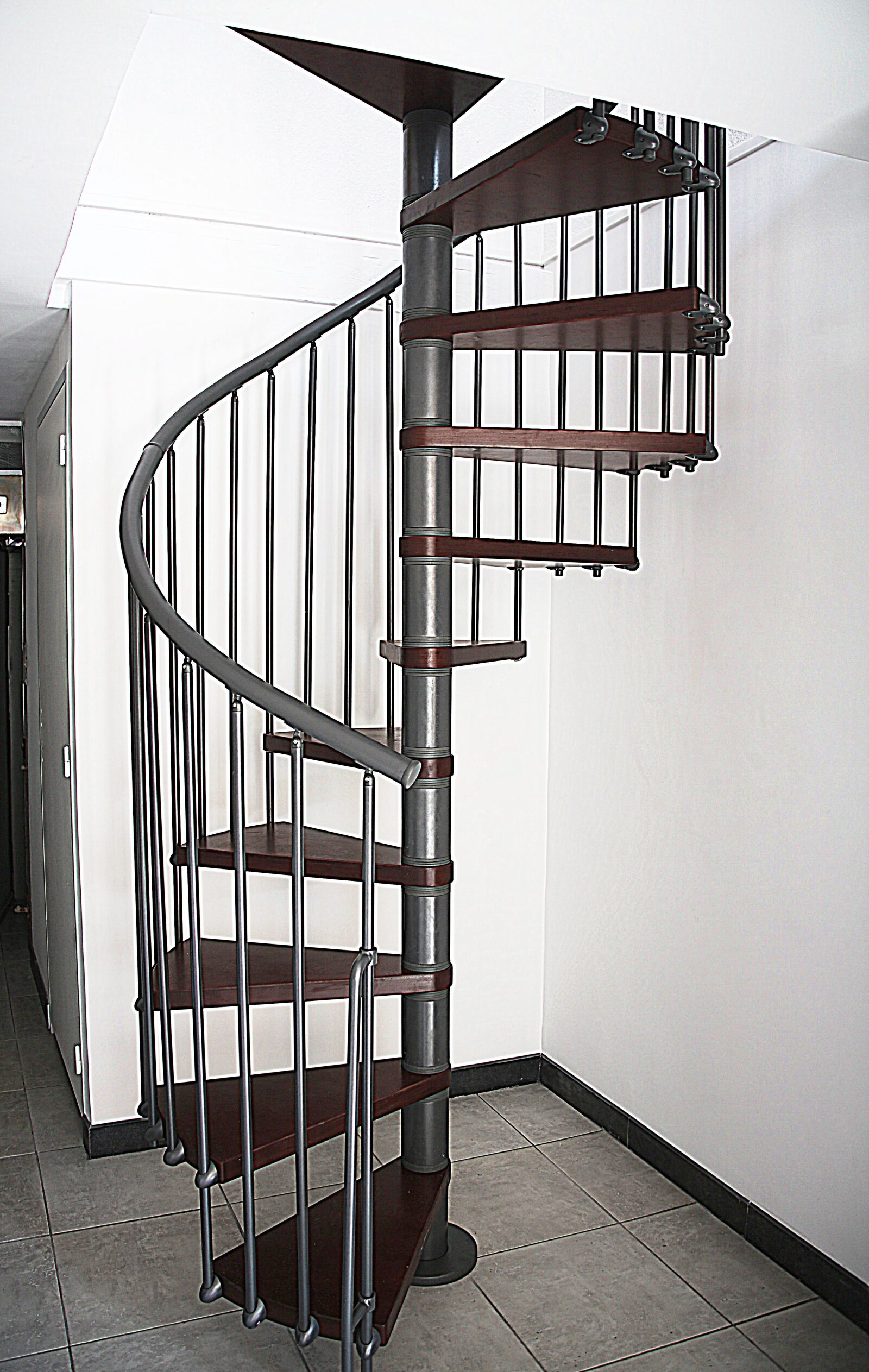 Canon EOS 5D Mark III sample photo. Staircase, spiral staircase, architecture photography