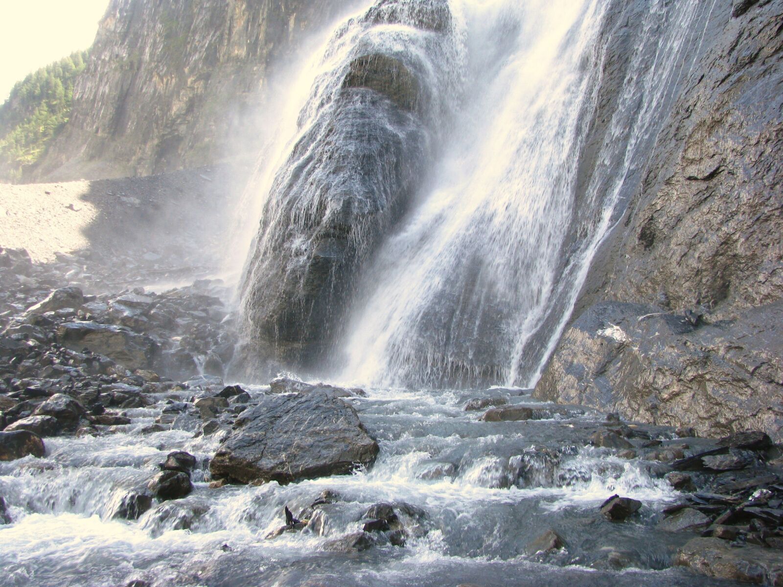 Canon POWERSHOT SX100 IS sample photo. Waterfall, switzerland, boulder photography