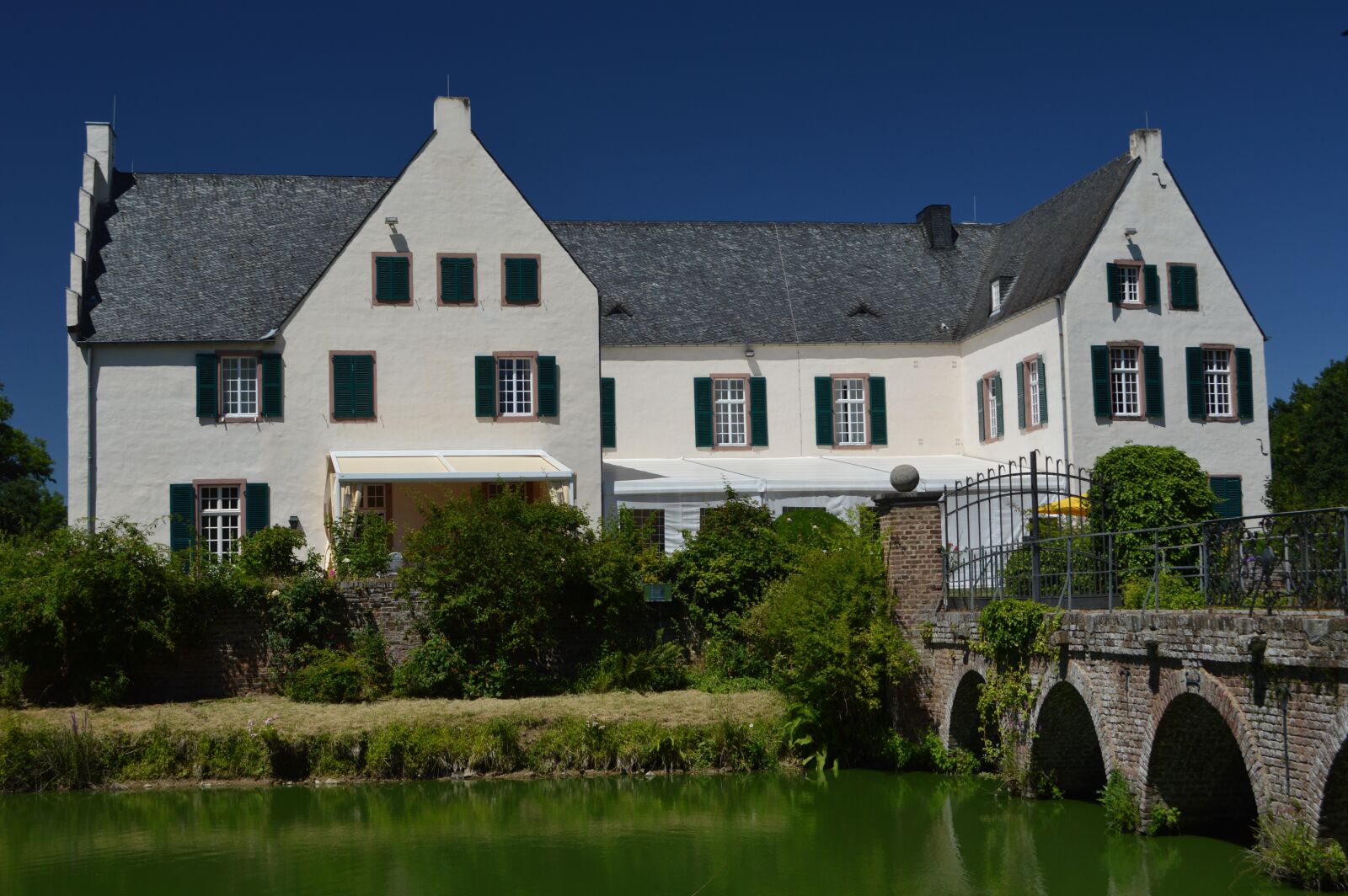 Nikon D3200 sample photo. Castle, heimer home, ville photography