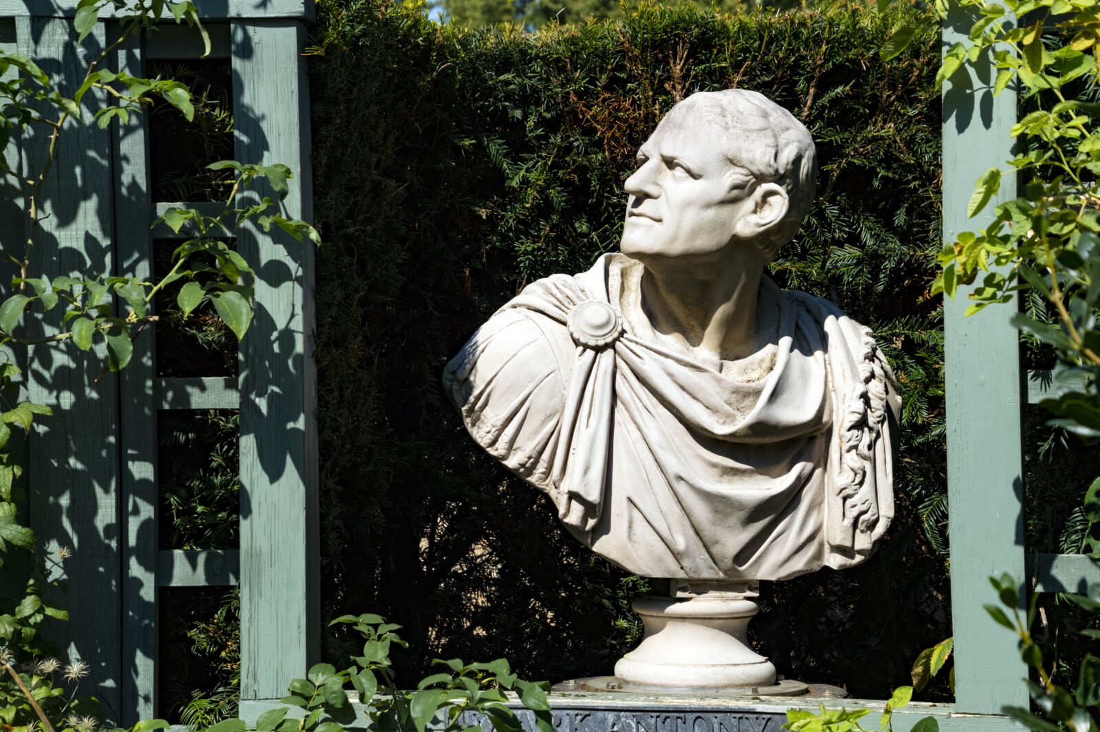 Nikon D3200 sample photo. Statue, history, old photography