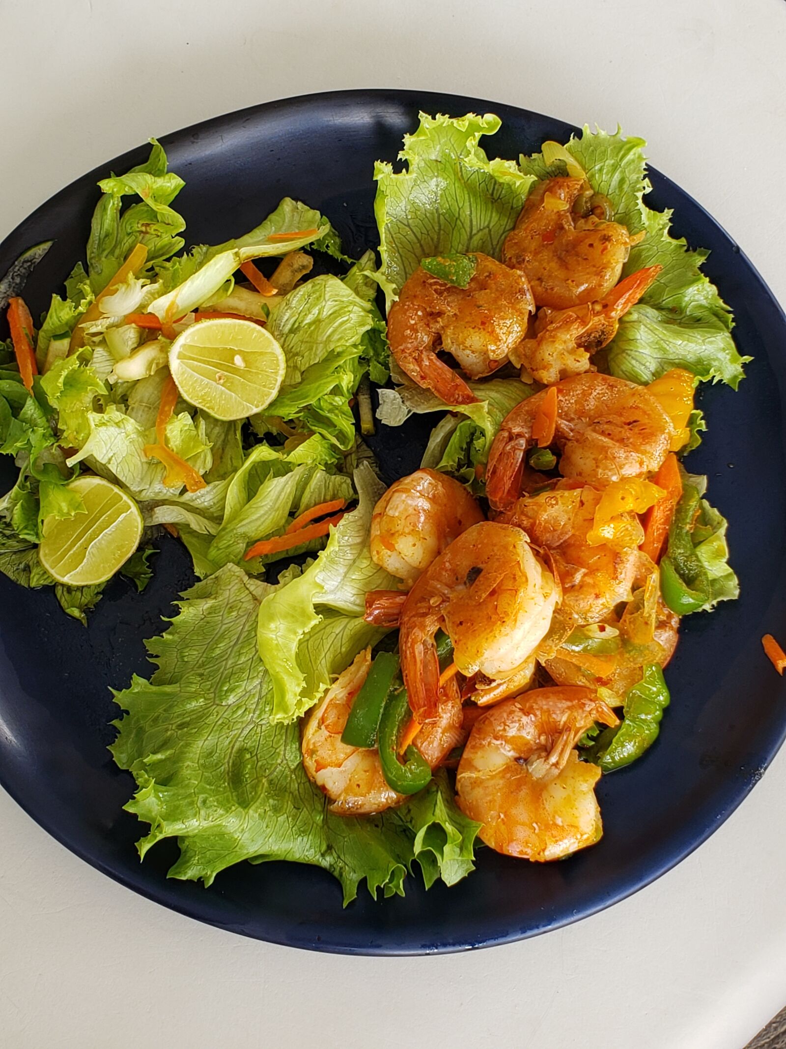 Samsung Galaxy S9 sample photo. Food, shrimp, salad photography
