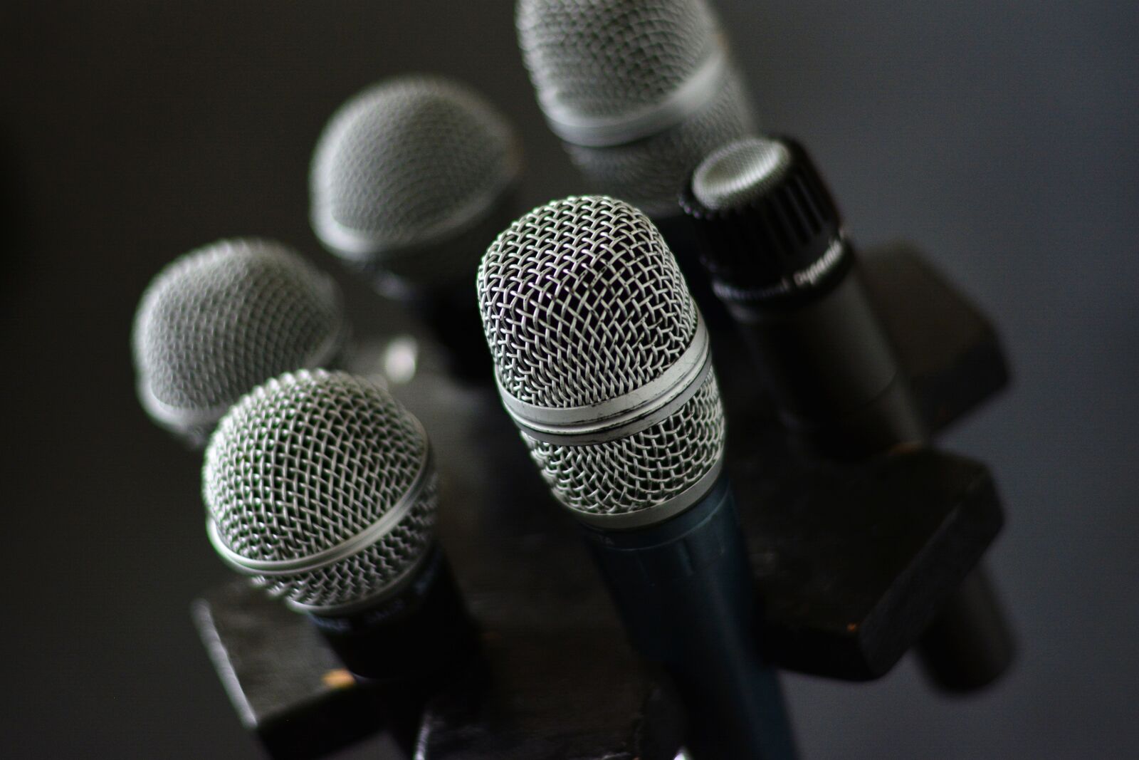 Nikon D5200 sample photo. Microphone, micro, microphone stand photography