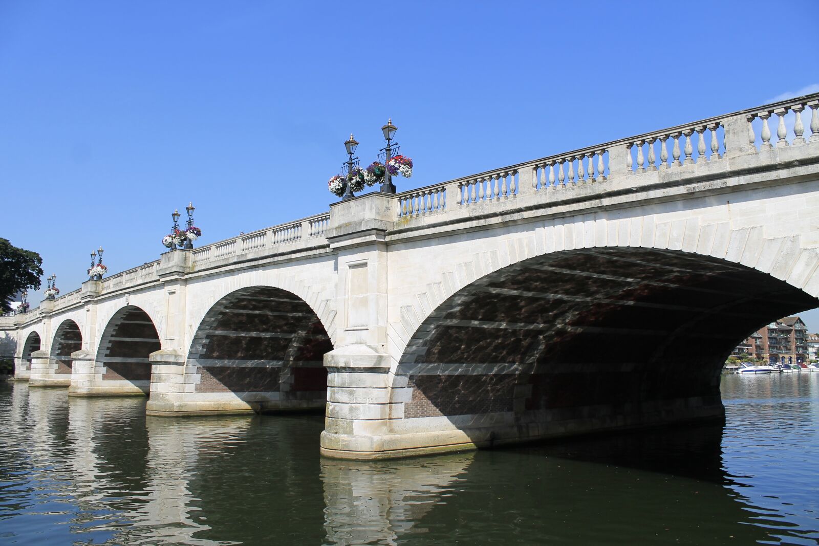 Canon EOS 1100D (EOS Rebel T3 / EOS Kiss X50) sample photo. Kingston, kingston upon thames photography