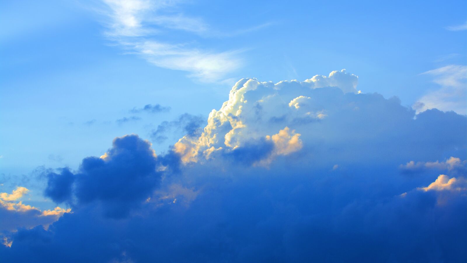 Nikon D5200 sample photo. Sky, clouds, dark clouds photography