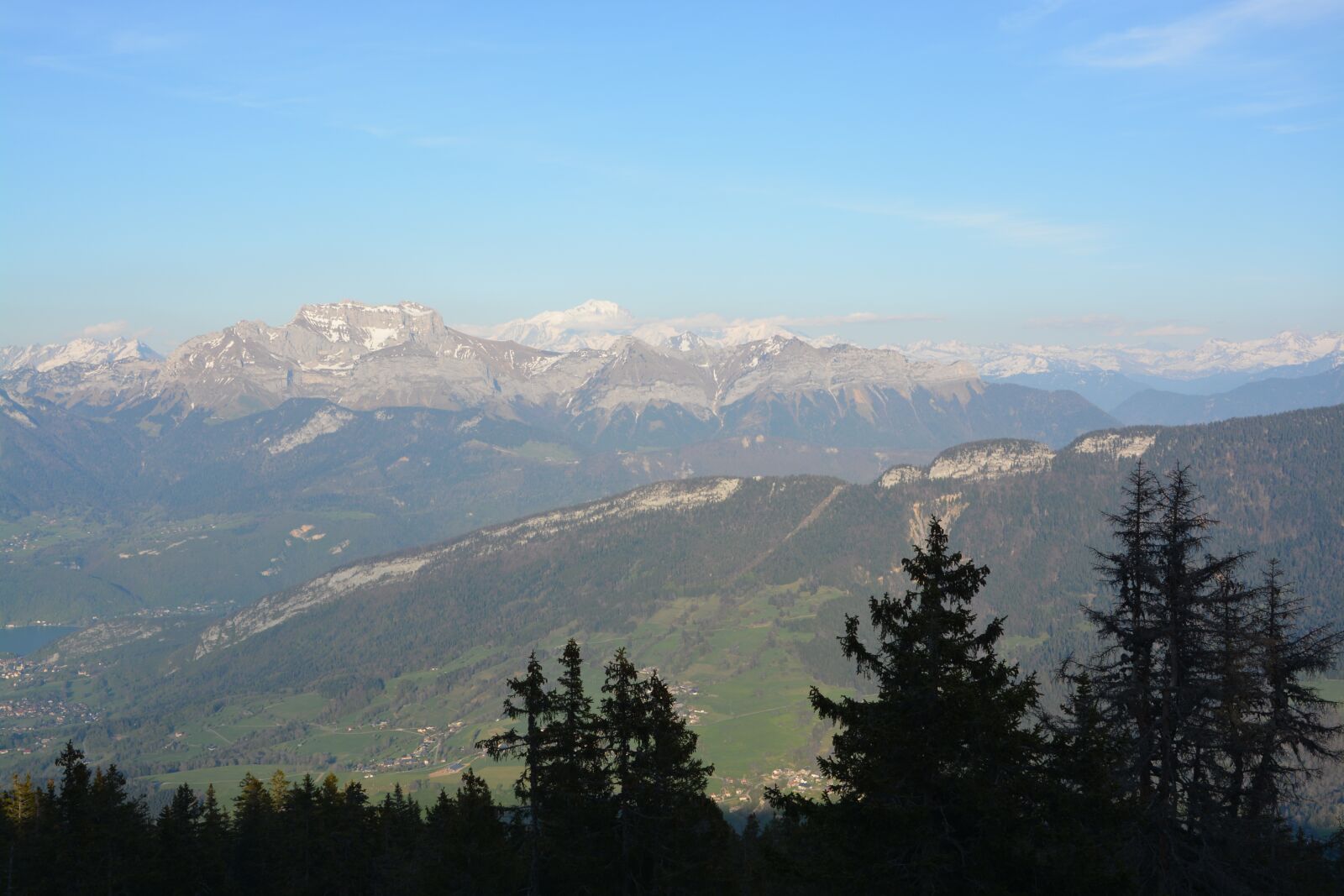 Nikon D5200 sample photo. Mountain scenery, picture, hazy photography